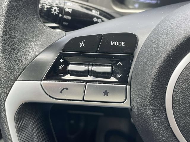 Certified 2024 Hyundai Elantra SE FWD image 20