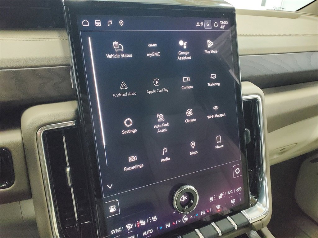 New 2026 GMC Yukon XL Denali w/ LPO, Floor Liner Package image 21