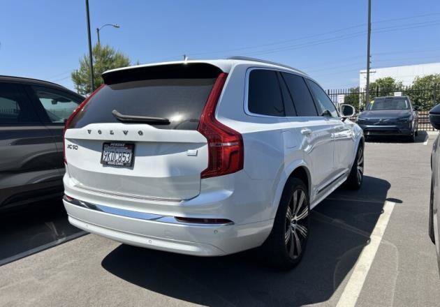 Used 2024 Volvo XC90 T8 Plus w/ Protection Package Premier AWD/4WD image 9