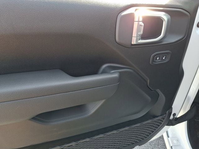 New 2026 Jeep Wrangler Sport AWD/4WD image 9