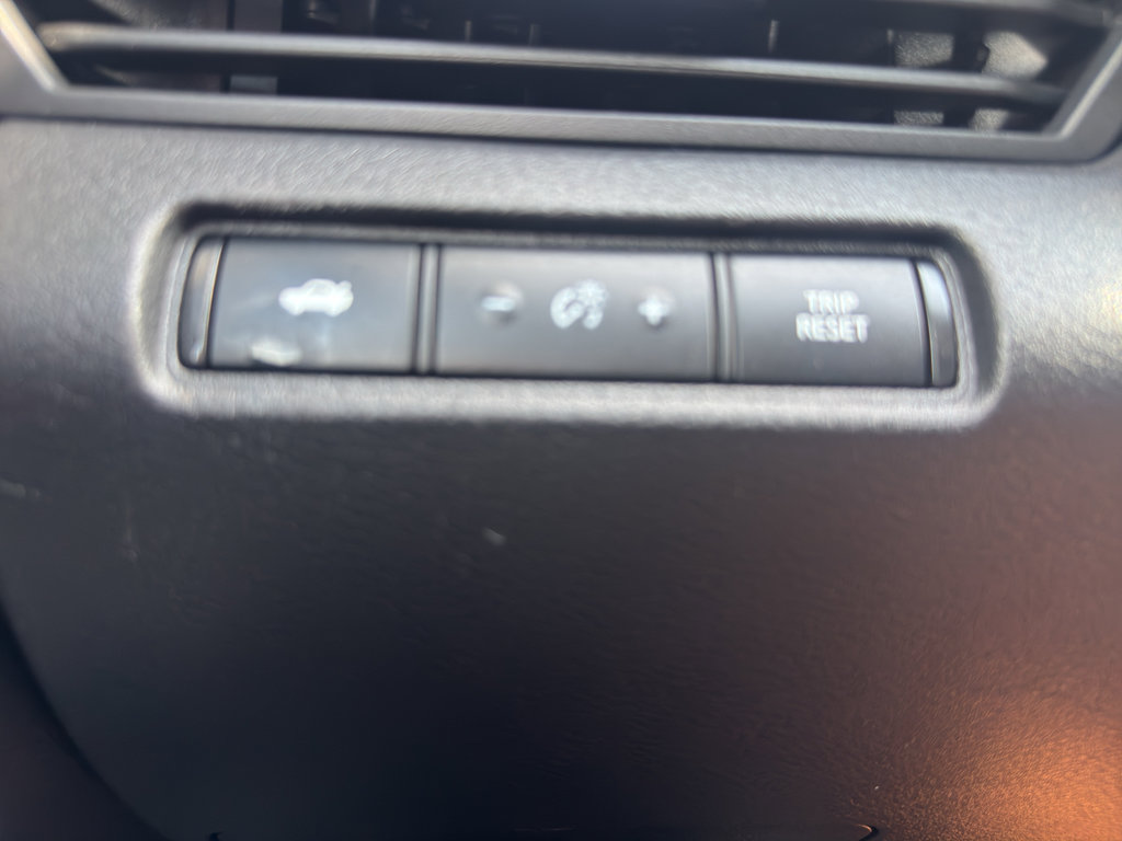 Used 2024 Nissan Altima 2.5 S FWD image 28