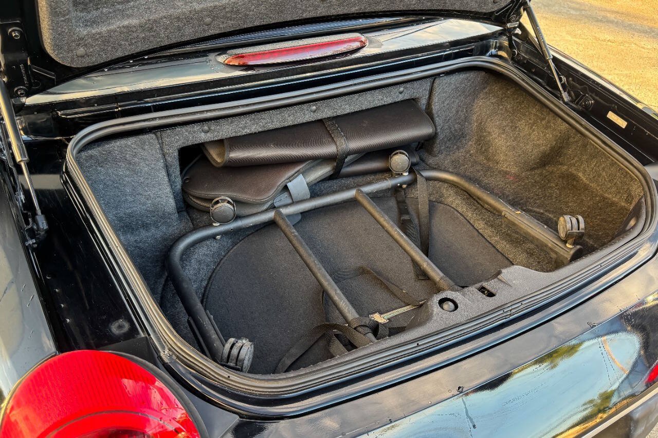 Used 2003 Ford Thunderbird RWD image 23