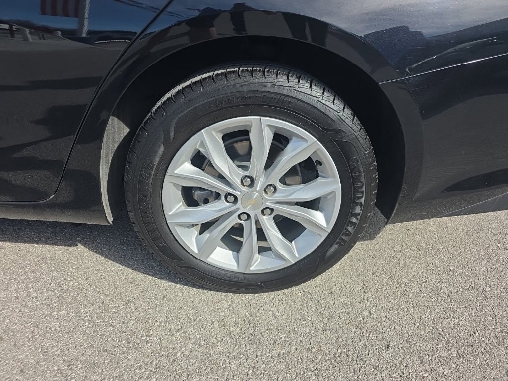 Used 2023 Chevrolet Malibu LT image 10