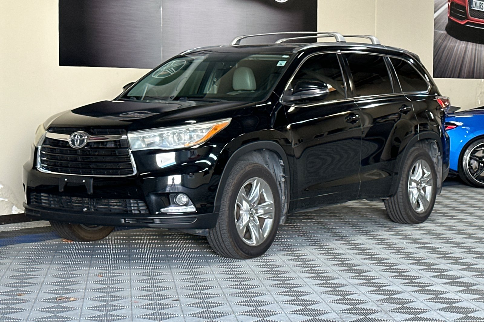 Used 2016 Toyota Highlander Limited AWD/4WD image 8