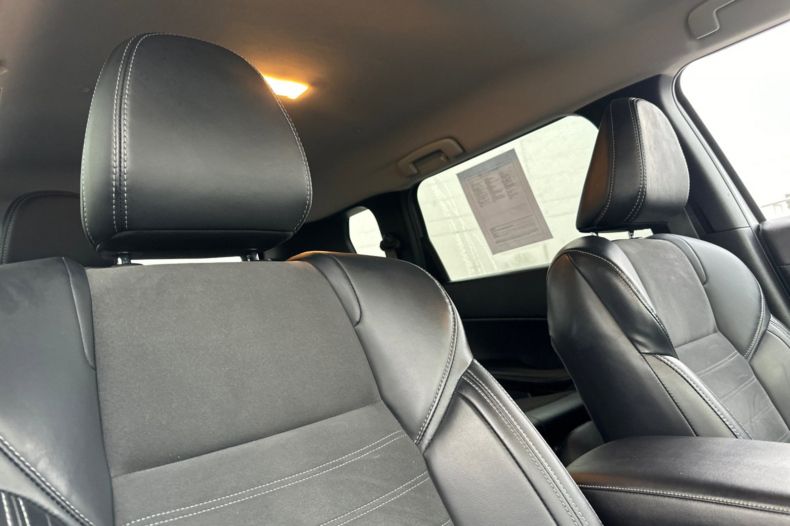 Used 2024 Mitsubishi Outlander SE image 19