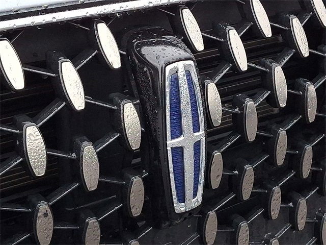 Used 2025 Lincoln Corsair Grand Touring w/ Equipment Group 302A image 31