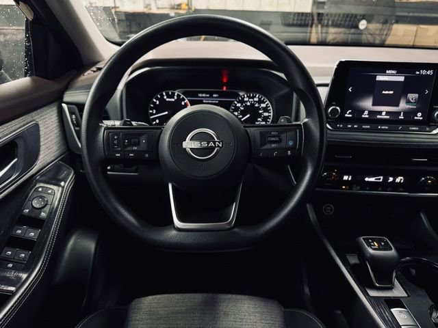 Used 2023 Nissan Rogue SV image 22