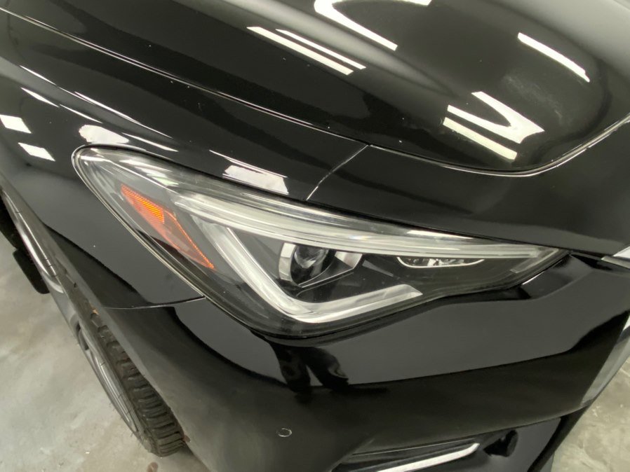 Used 2018 INFINITI Q60 Red Sport 400 w/ Pro Active Package image 10