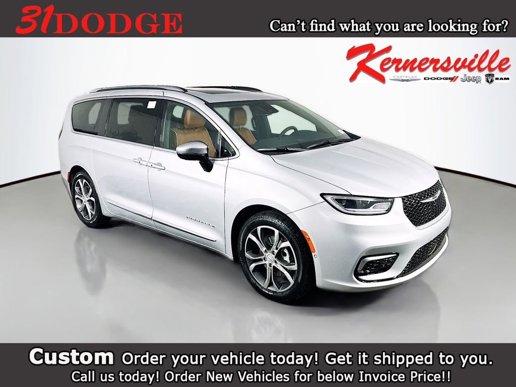 New 2026 Chrysler Pacifica Pinnacle image 1