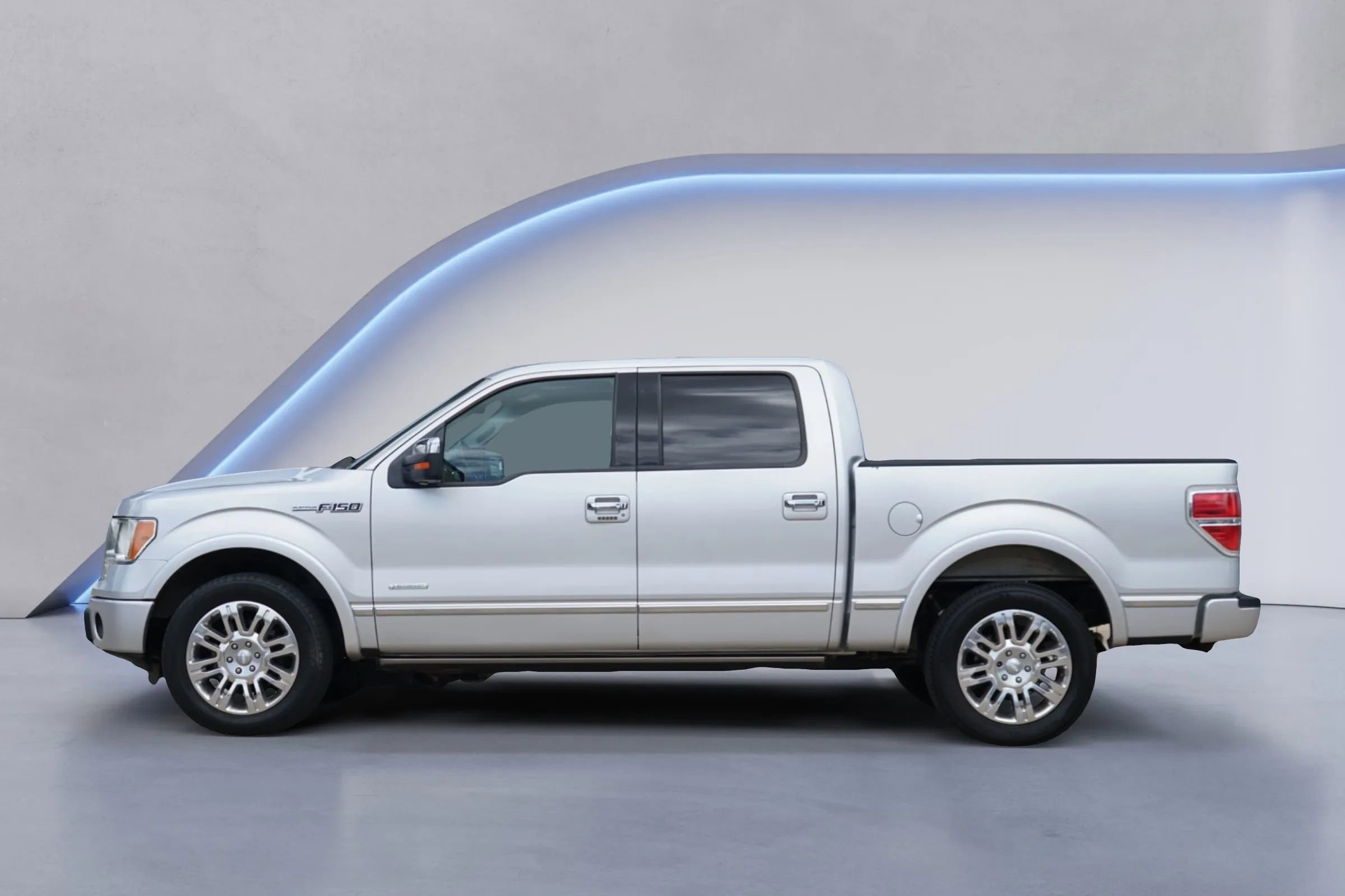 Used 2012 Ford F150 Platinum RWD image 6