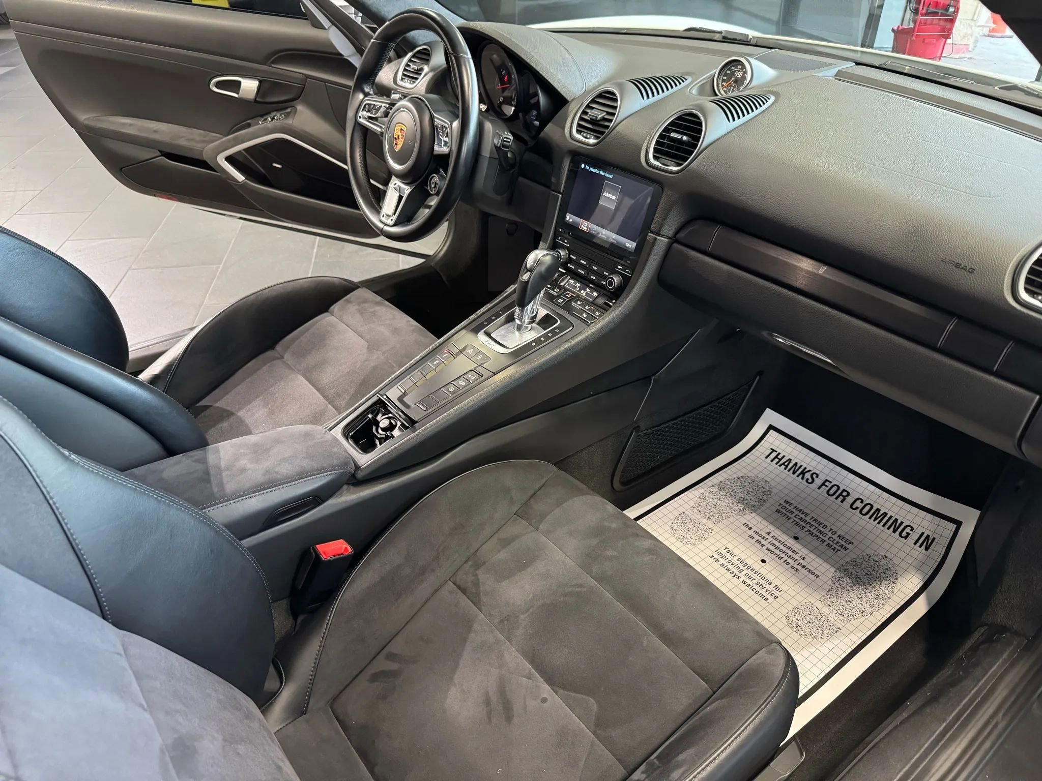 Used 2018 Porsche 718 Cayman GTS image 24