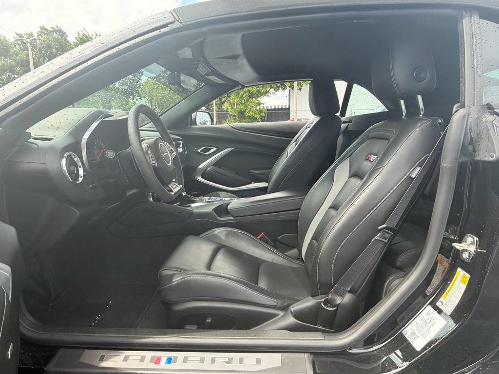 Certified 2024 Chevrolet Camaro SS RWD image 9