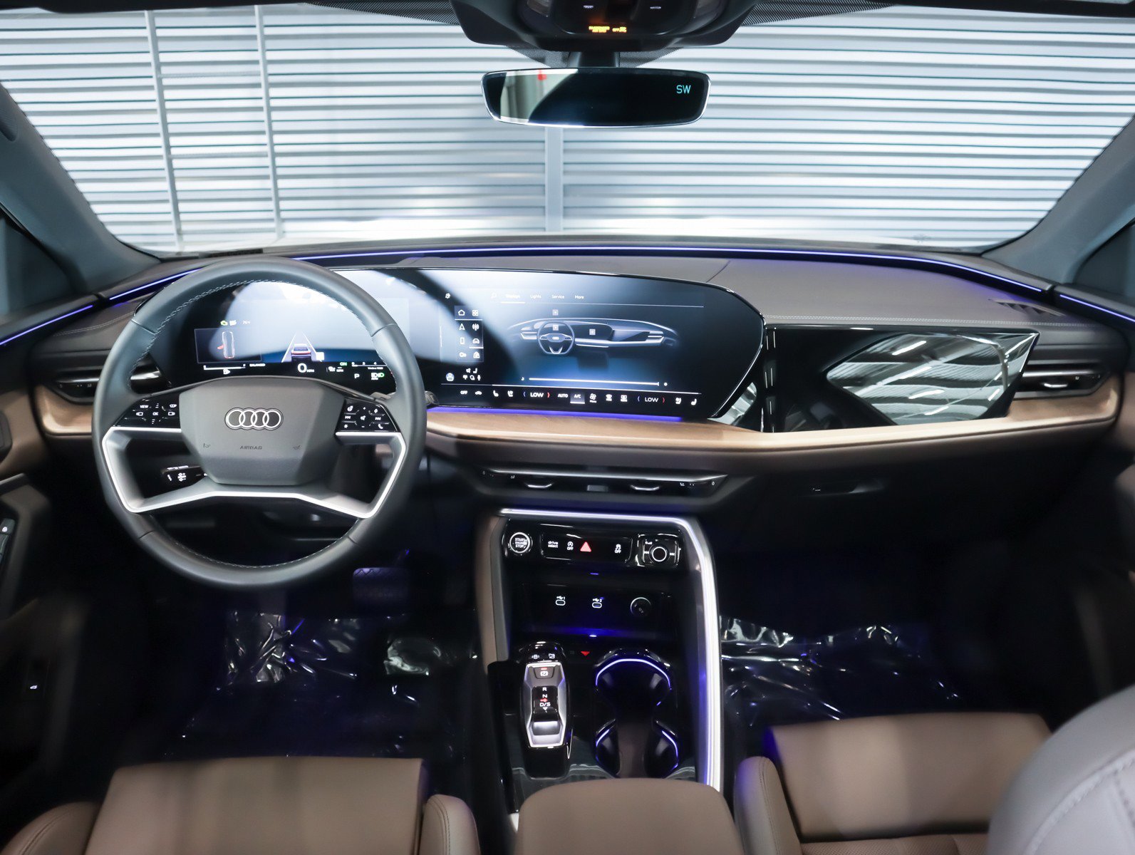 Certified 2025 Audi Q5 Premium Plus w/ Premium Plus image 8