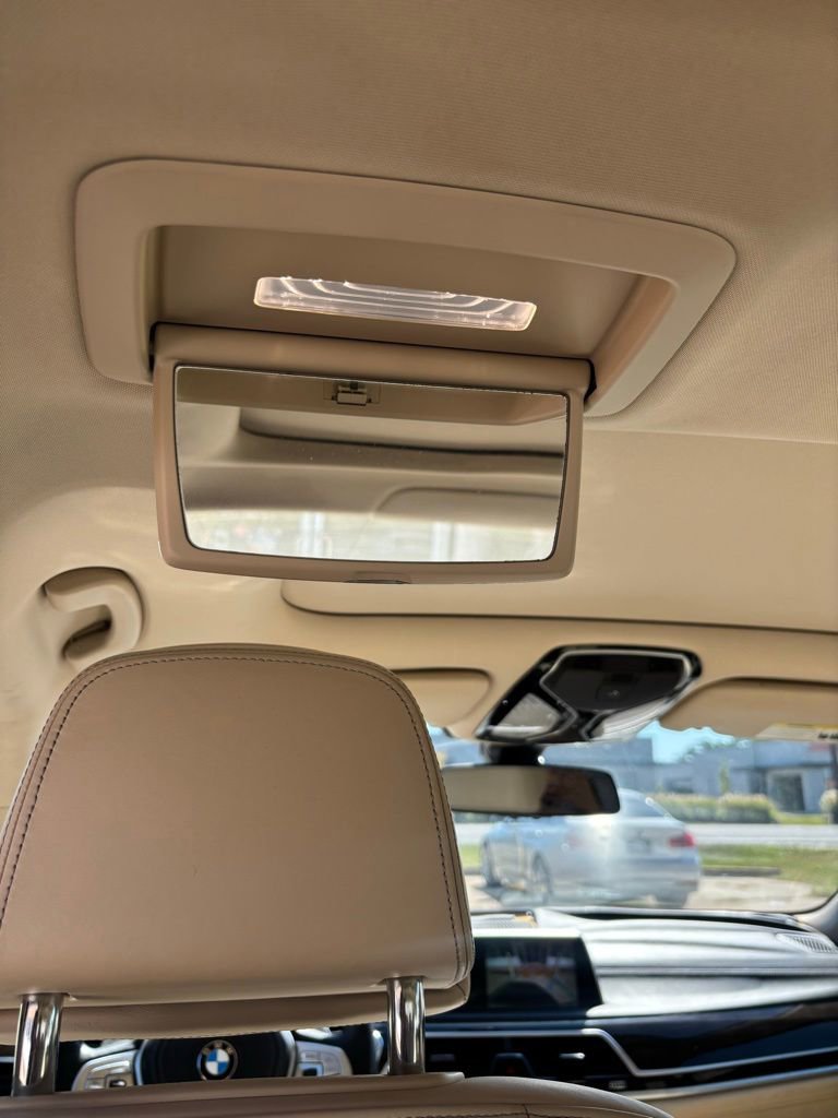 Used 2016 BMW 750i xDrive image 10