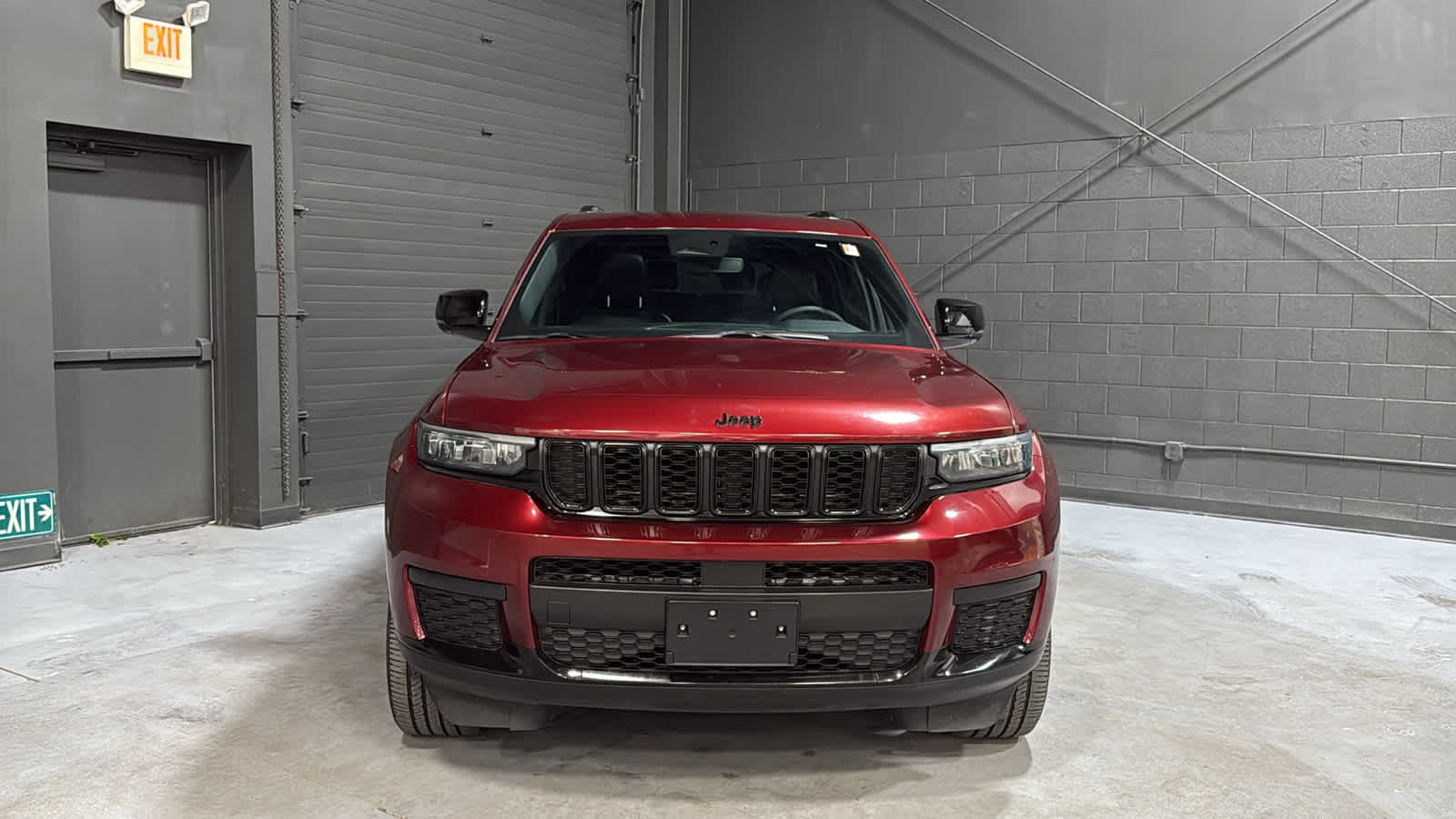 Certified 2023 Jeep Grand Cherokee L Laredo AWD/4WD image 3