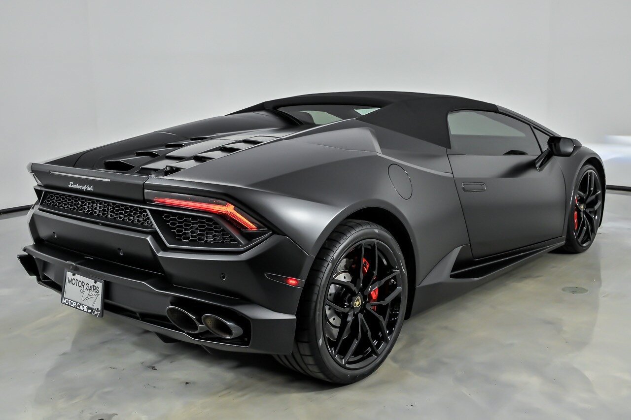 Used 2018 Lamborghini Huracan LP 580-2 RWD image 32