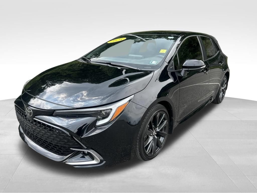 Certified 2025 Toyota Corolla XSE FWD image 1