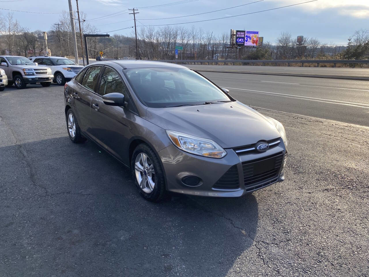 Used 2014 Ford Focus SE image 4