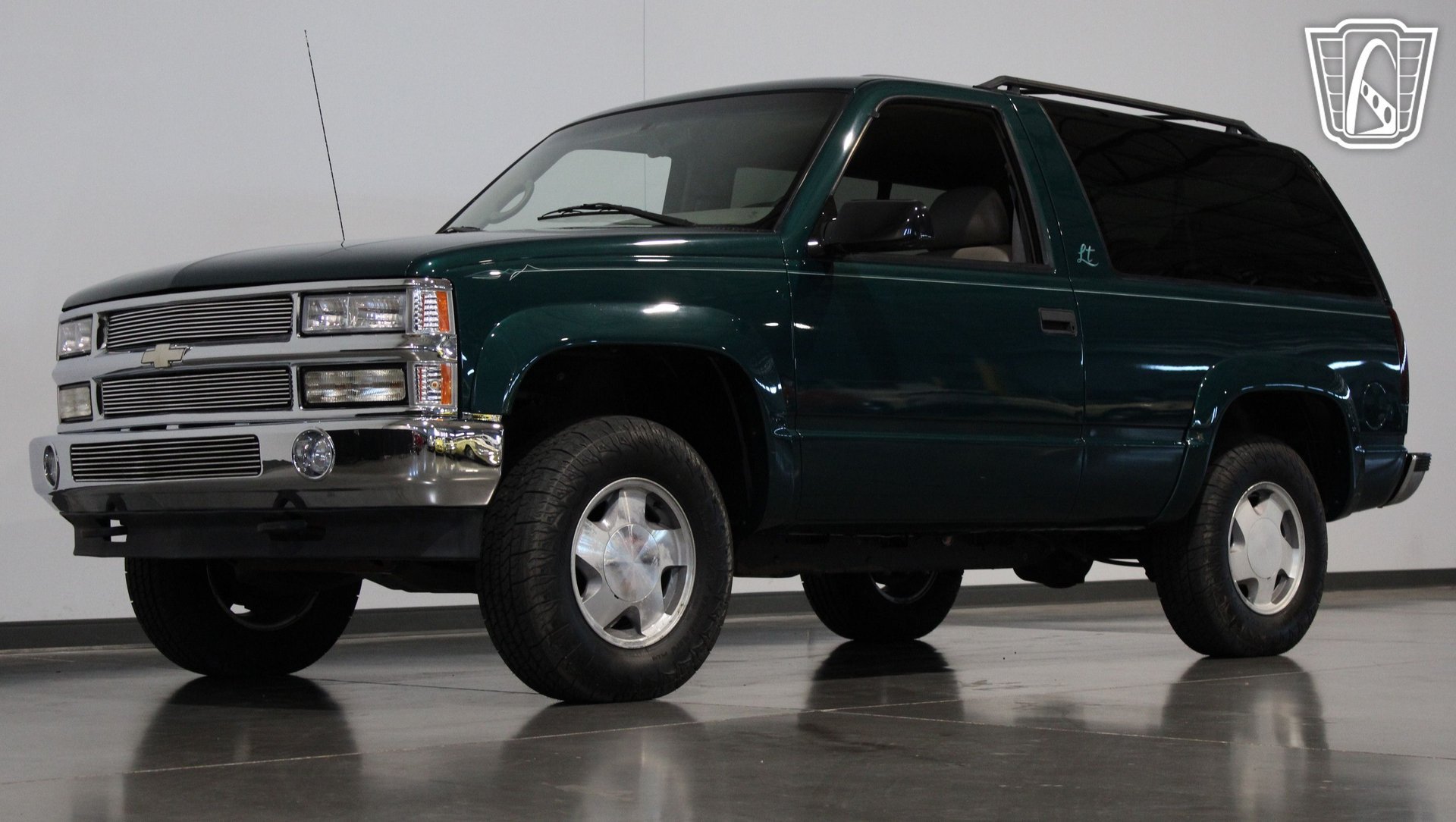 Used 1996 Chevrolet Tahoe 4WD 2-Door image 39