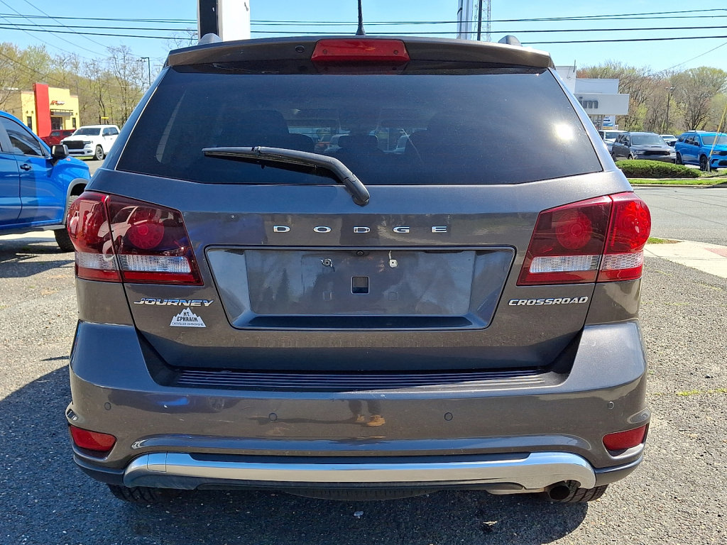 Used 2020 Dodge Journey Crossroad image 4