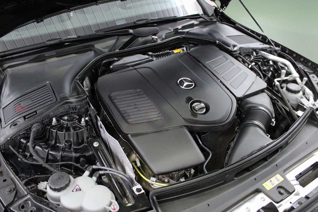 Used 2024 Mercedes-Benz C 300 Sedan image 39