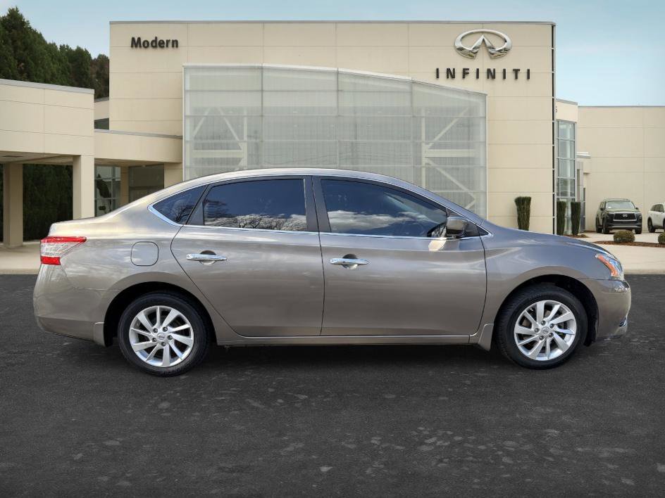 Used 2015 Nissan Sentra SV w/ Style Package image 4