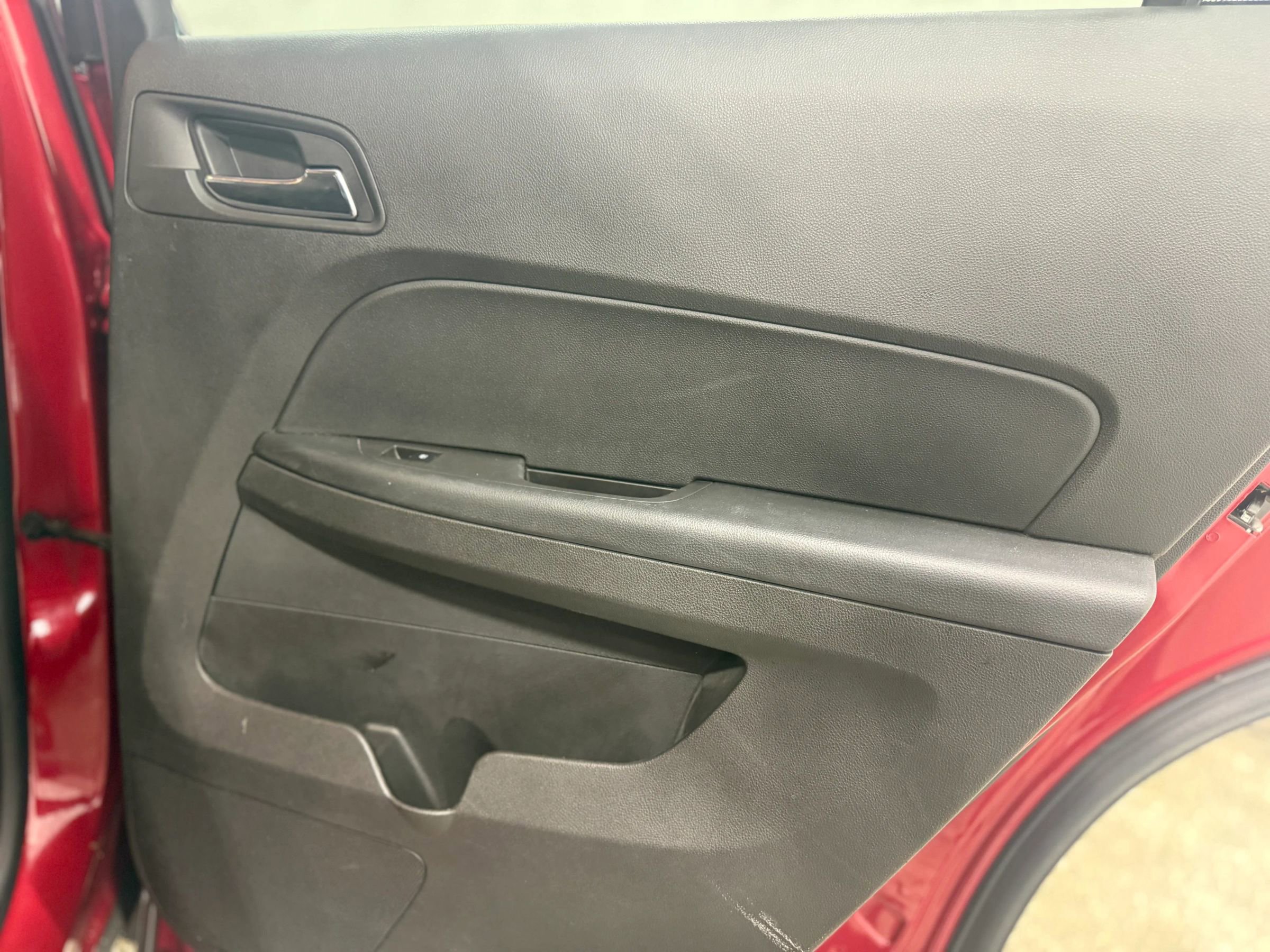 Used 2013 Chevrolet Equinox LT w/ Driver Convenience Package FWD image 27