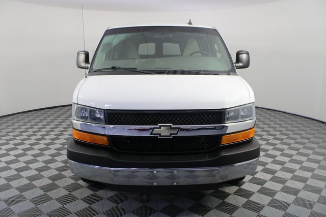 Used 2016 Chevrolet Express 3500 LT w/ LT Preferred Equipment Group image 22