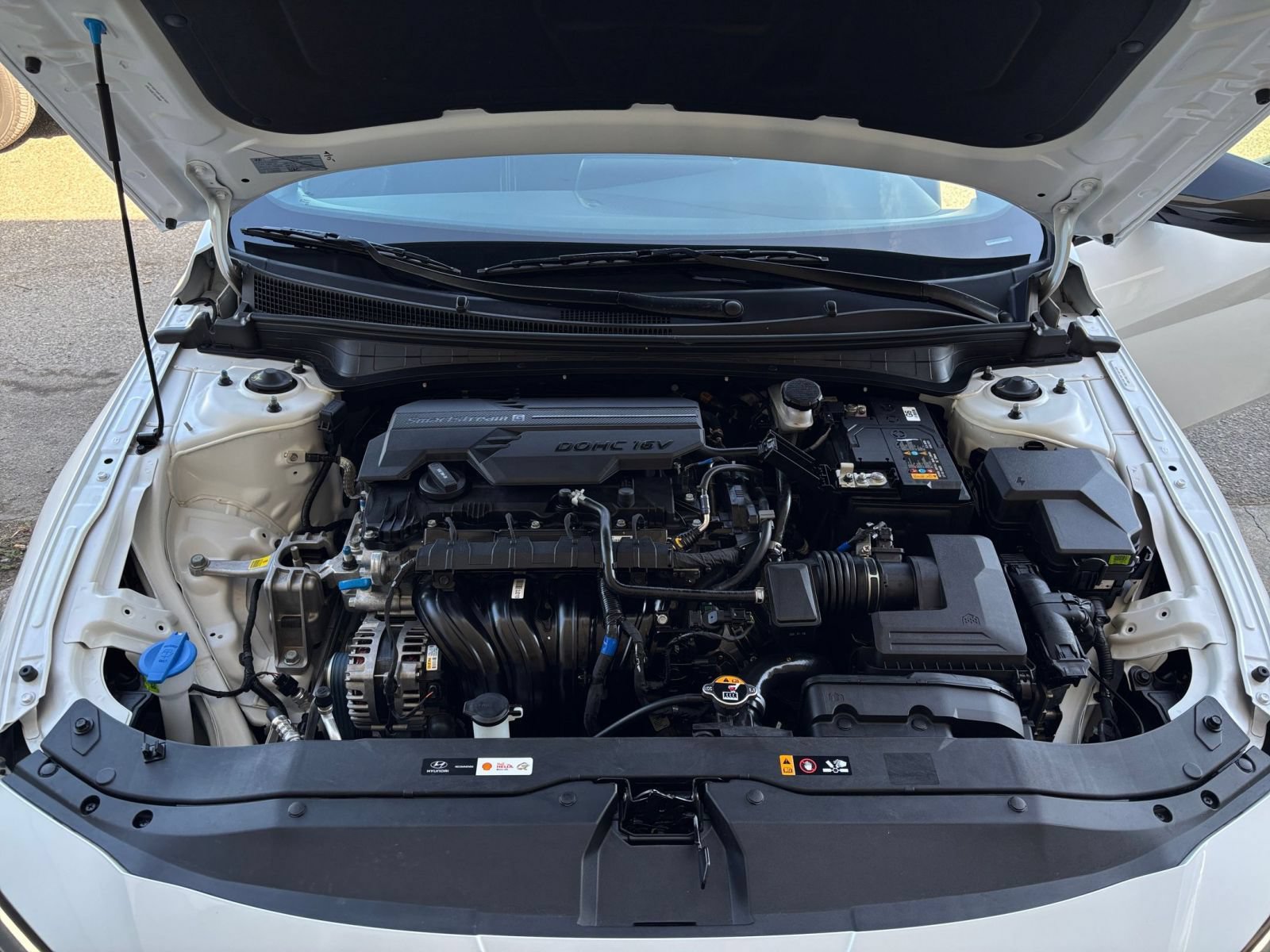Used 2026 Hyundai Elantra Sport FWD image 31