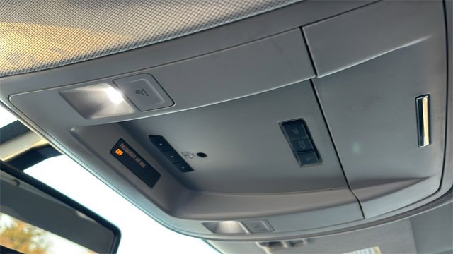 Used 2014 GMC Sierra 1500 SLT w/ Suspension Package, Off-Road image 22