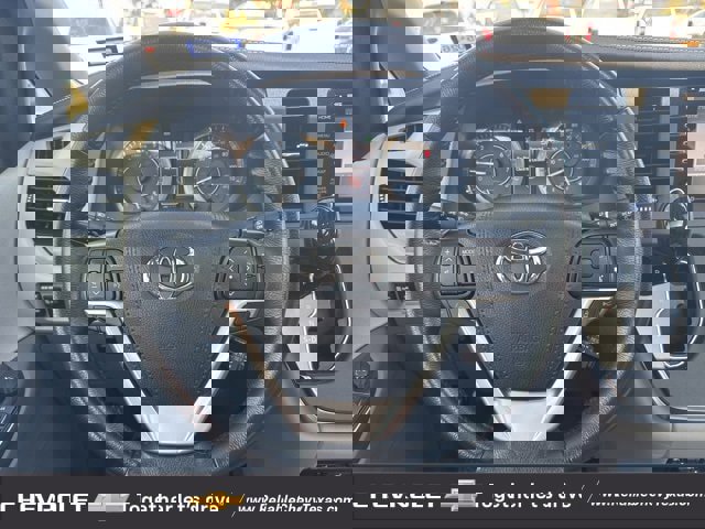 Used 2019 Toyota Sienna XLE image 24