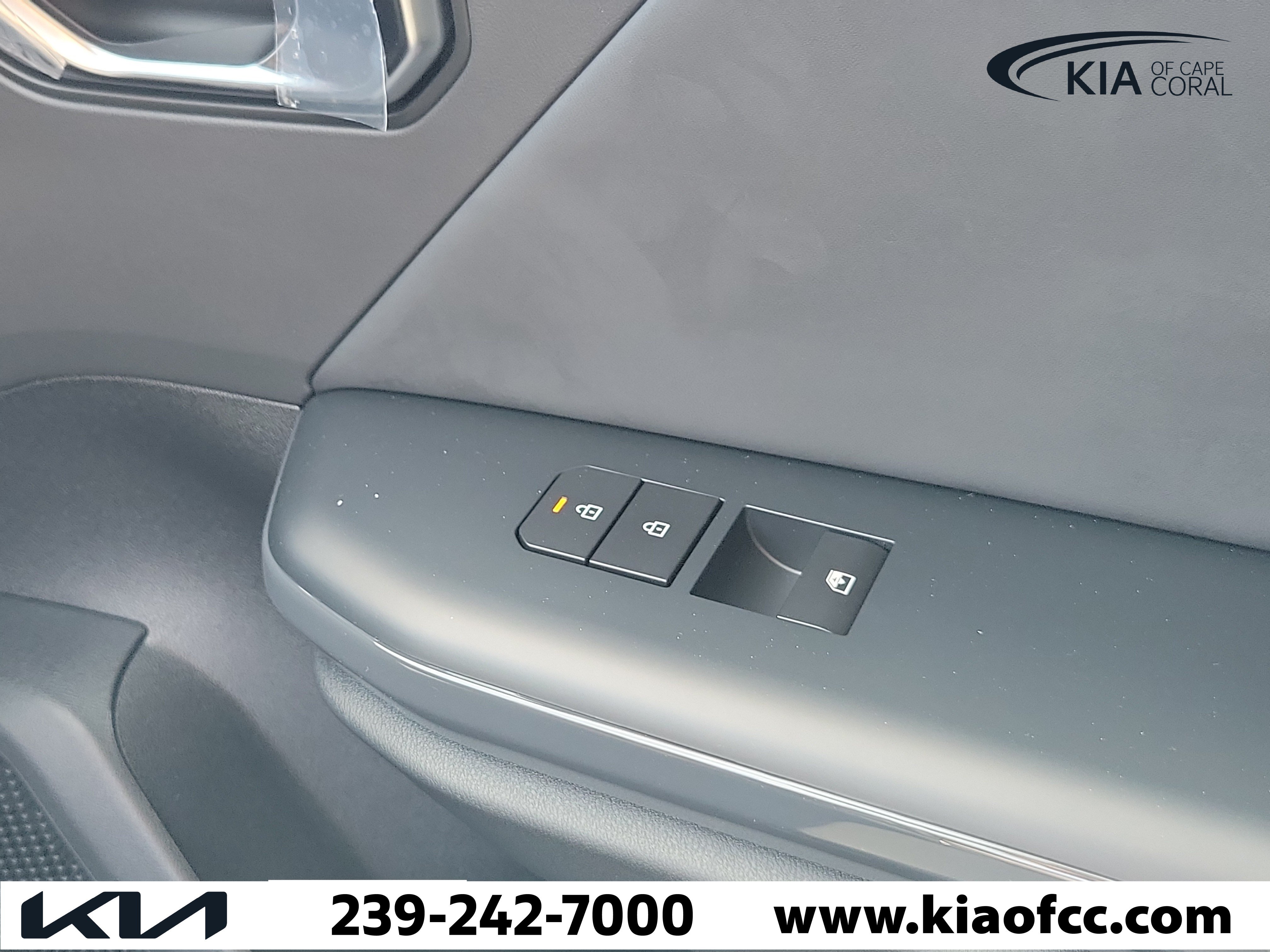 New 2026 Kia K4 EX FWD image 28