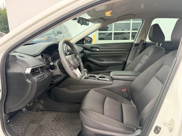 Used 2019 Nissan Altima 2.5 S FWD image 11