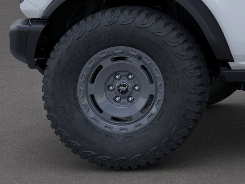 Used 2025 Ford Bronco Badlands image 18