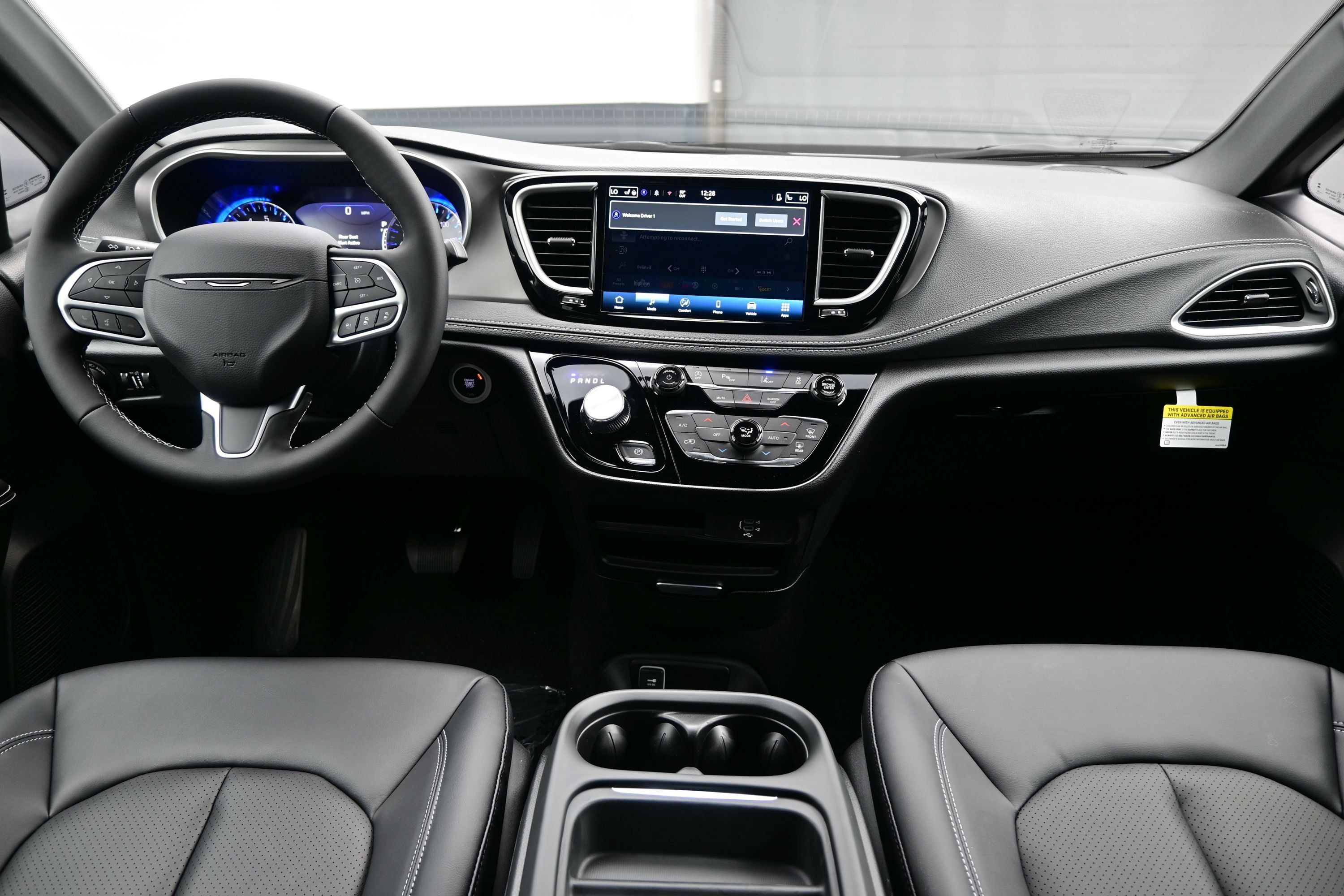 New 2027 Chrysler Pacifica Select AWD/4WD image 12