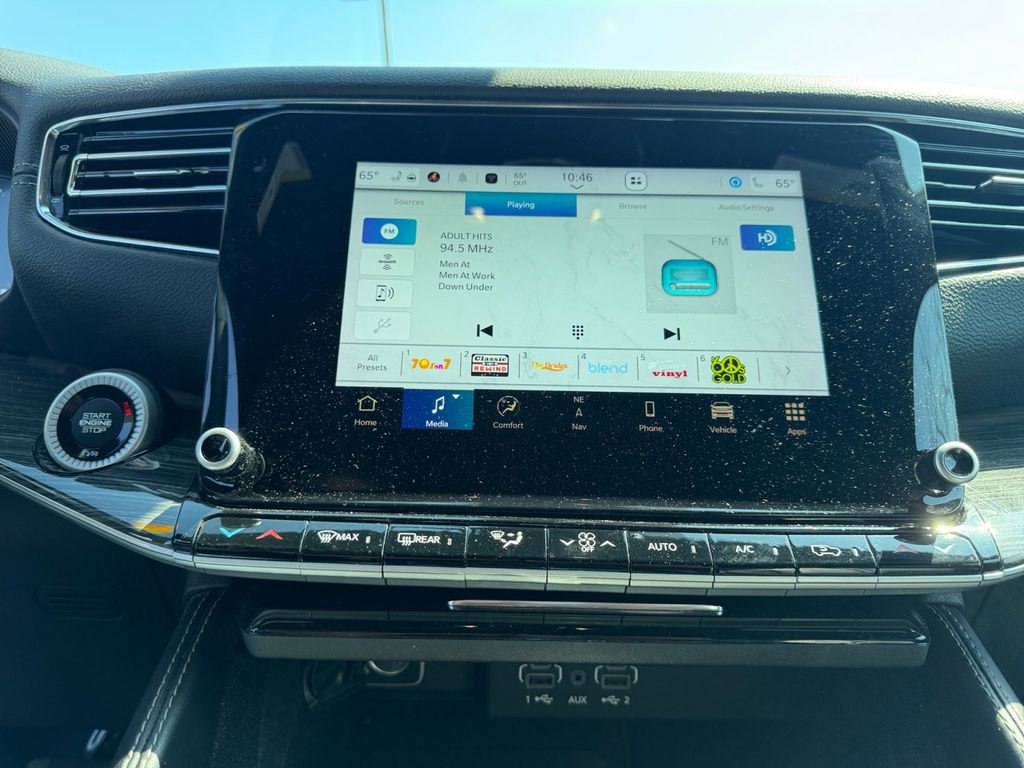 Used 2022 Jeep Wagoneer Series III w/ Flexible Seating Group image 19