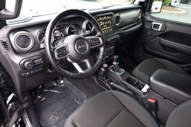 Certified 2022 Jeep Wrangler Unlimited Rubicon 4xe w/ Cold Weather Group AWD/4WD image 9