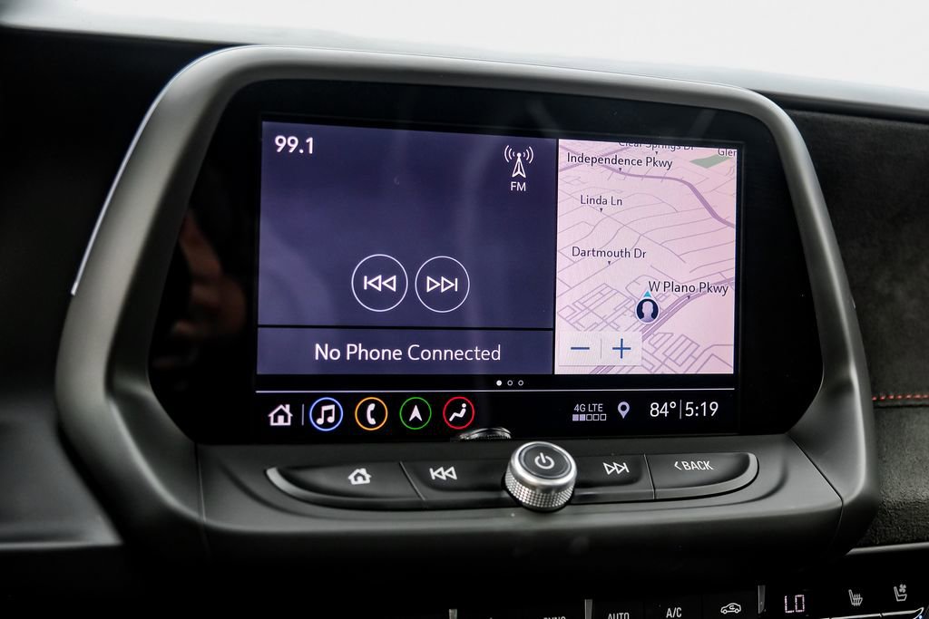 Used 2019 Chevrolet Camaro ZL1 image 30