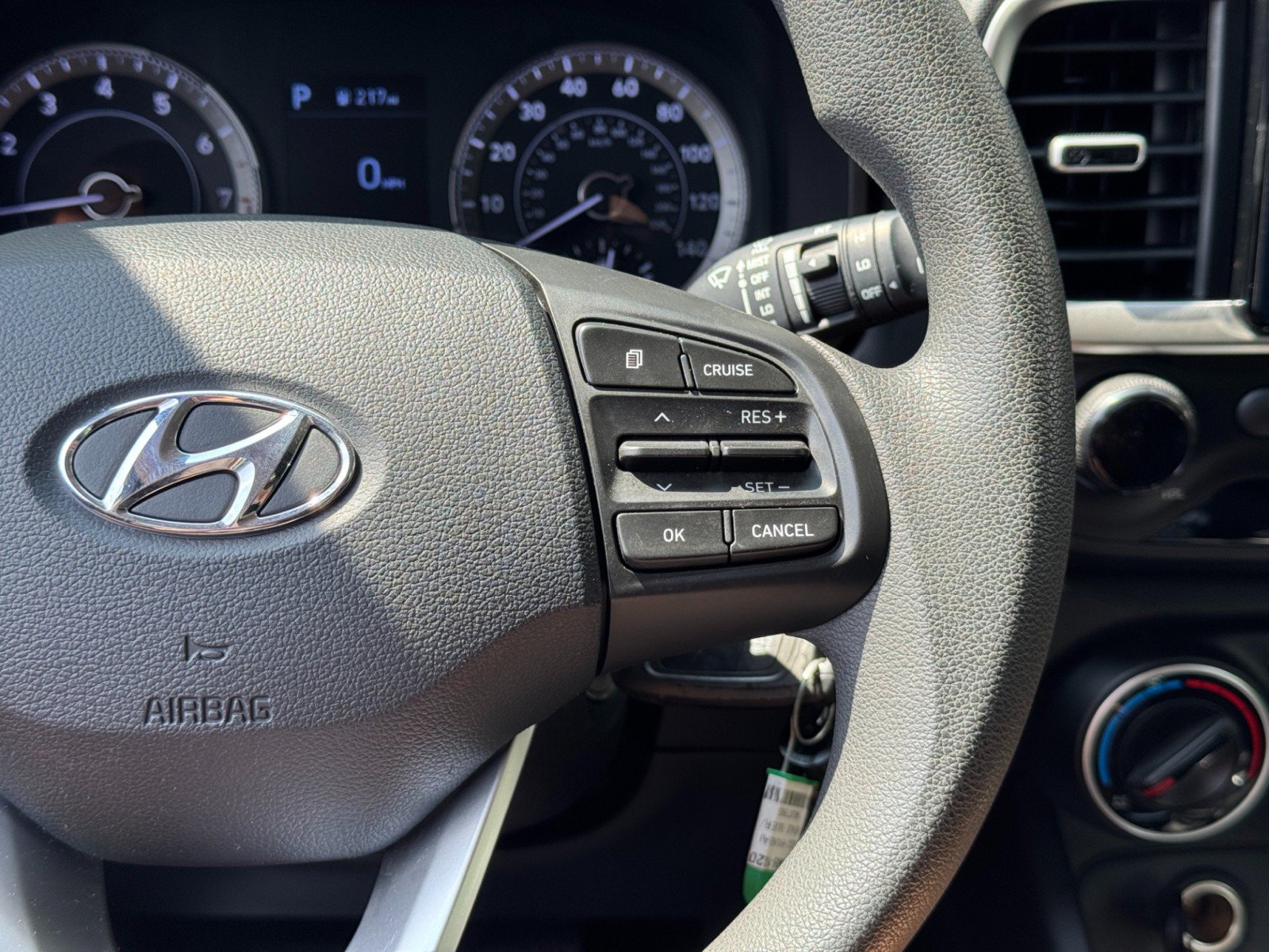 Used 2021 Hyundai Venue SE FWD image 20