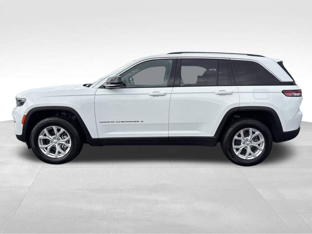Used 2023 Jeep Grand Cherokee Limited image 4