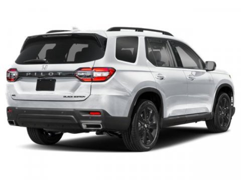New 2025 Honda Pilot Black Edition image 2