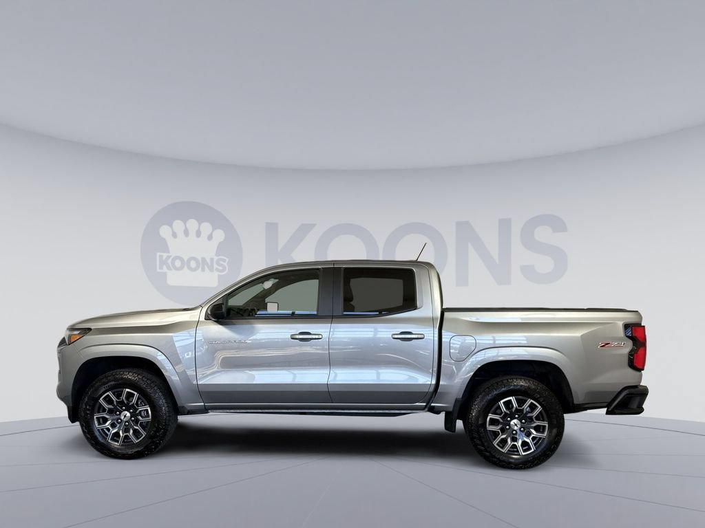 Used 2026 Chevrolet Colorado Z71 w/ Technology Package AWD/4WD image 2