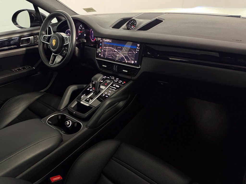 Used 2023 Porsche Cayenne Coupe AWD/4WD image 15