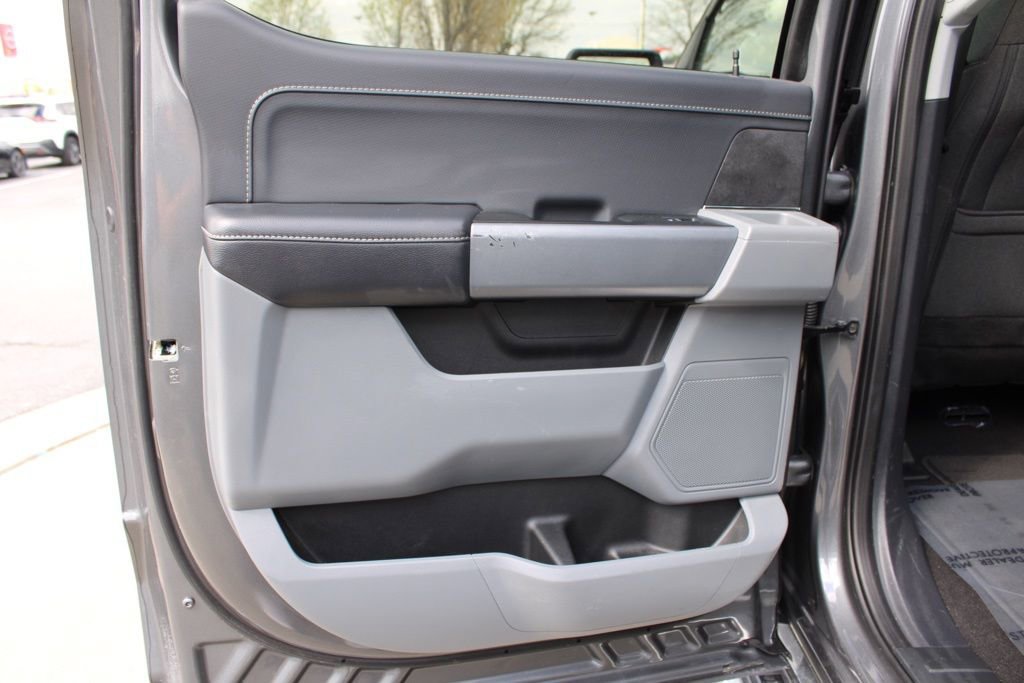 Used 2025 Ford F150 XLT w/ Equipment Group 301A Standard image 25