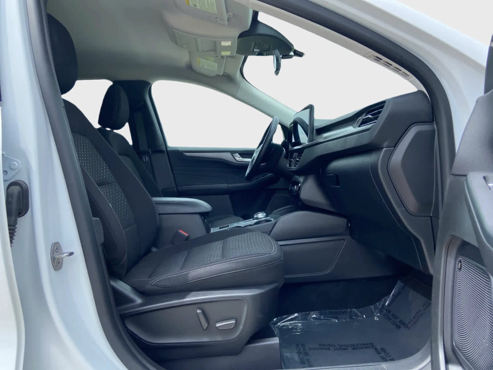 Used 2023 Ford Escape Active w/ Tech Pack #2 AWD/4WD image 16