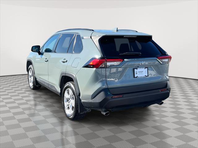 Used 2020 Toyota RAV4 XLE w/ Convenience Package image 7