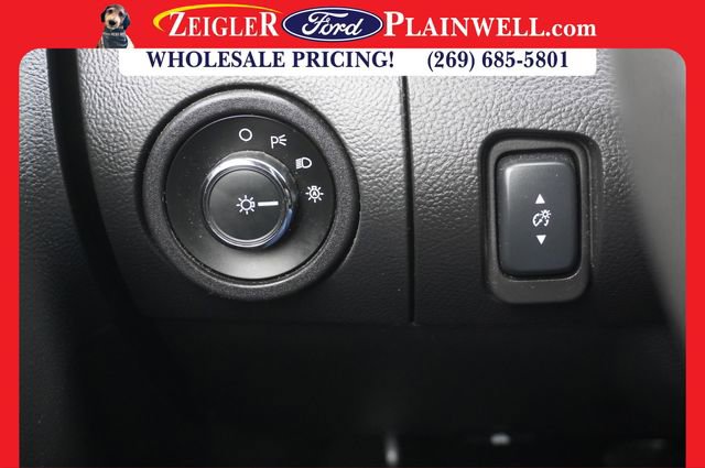Used 2016 Ford Taurus SEL w/ Equipment Group 201A image 21