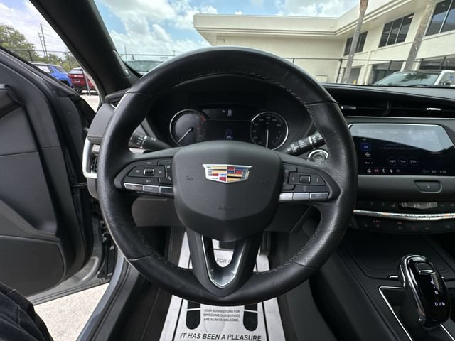 Certified 2023 Cadillac XT4 Sport FWD image 22
