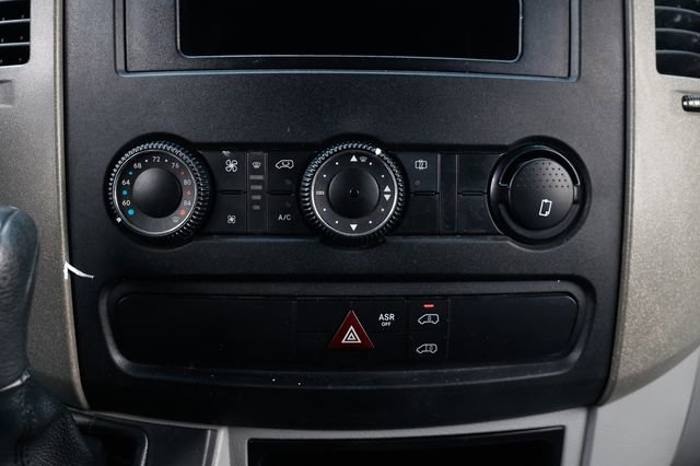 Used 2012 Freightliner Sprinter 2500 image 32