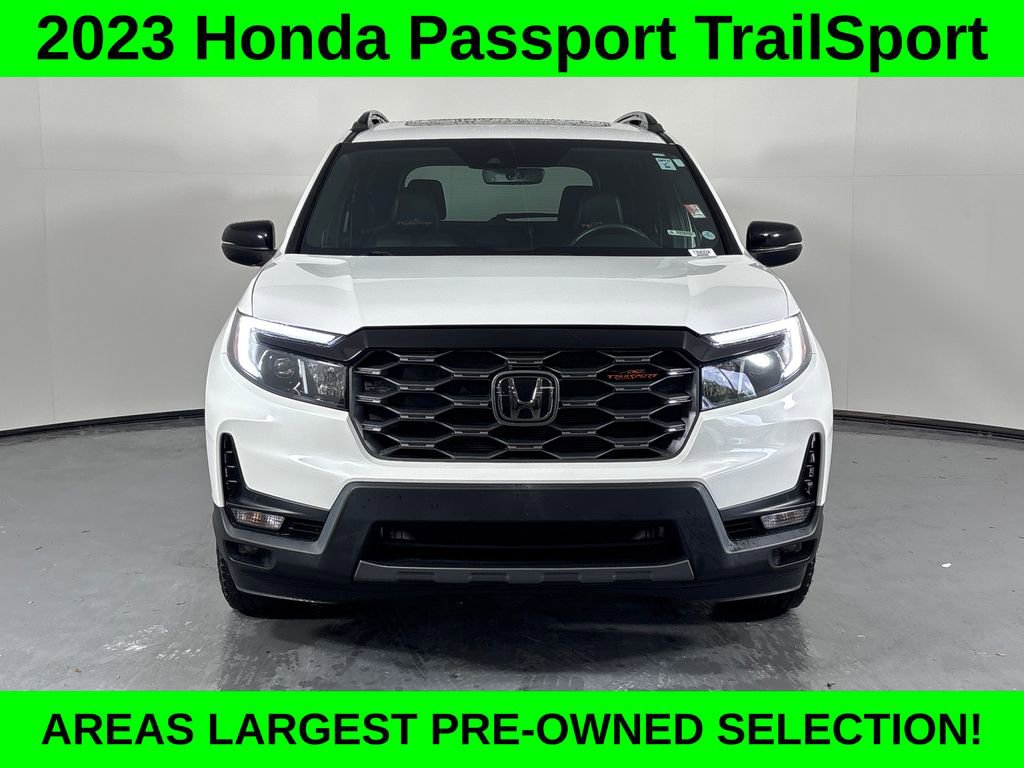 Used 2023 Honda Passport TrailSport image 2
